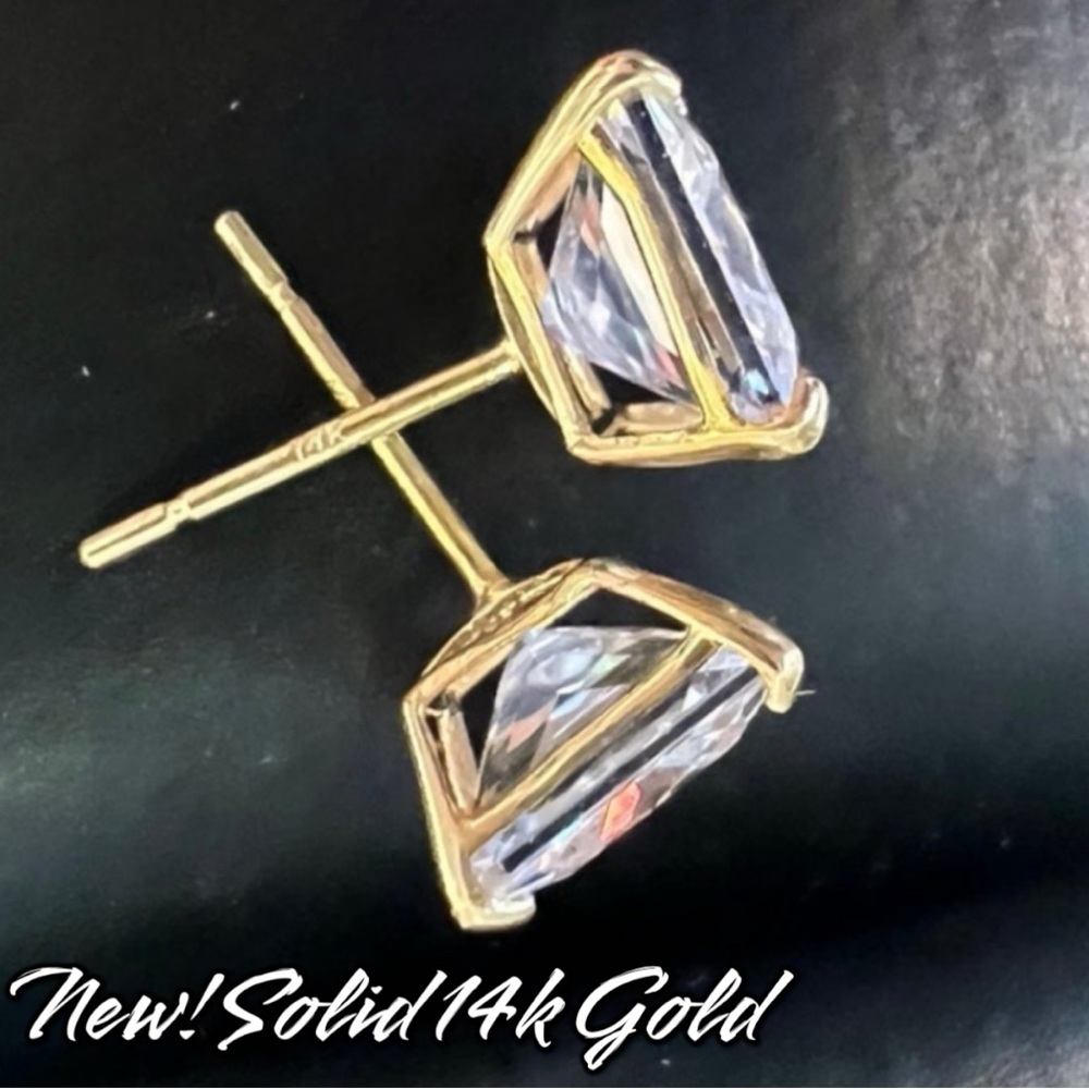 New! Princess Cut Diamond Studs set in Solid 14K Gold. Brand new 4 prong setting